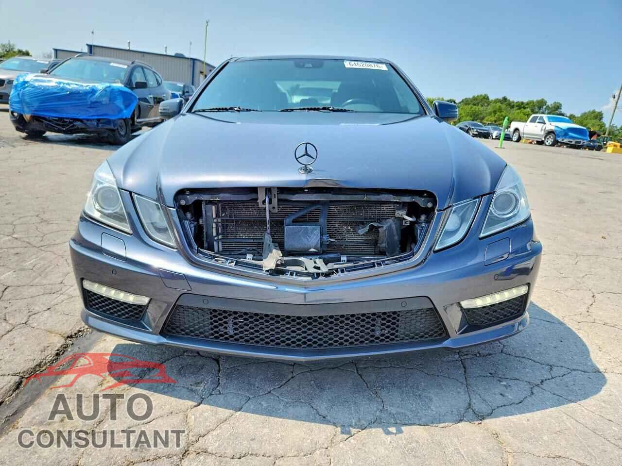 MERCEDES-BENZ E-CLASS 2012 - WDDHF7EB3CA546249