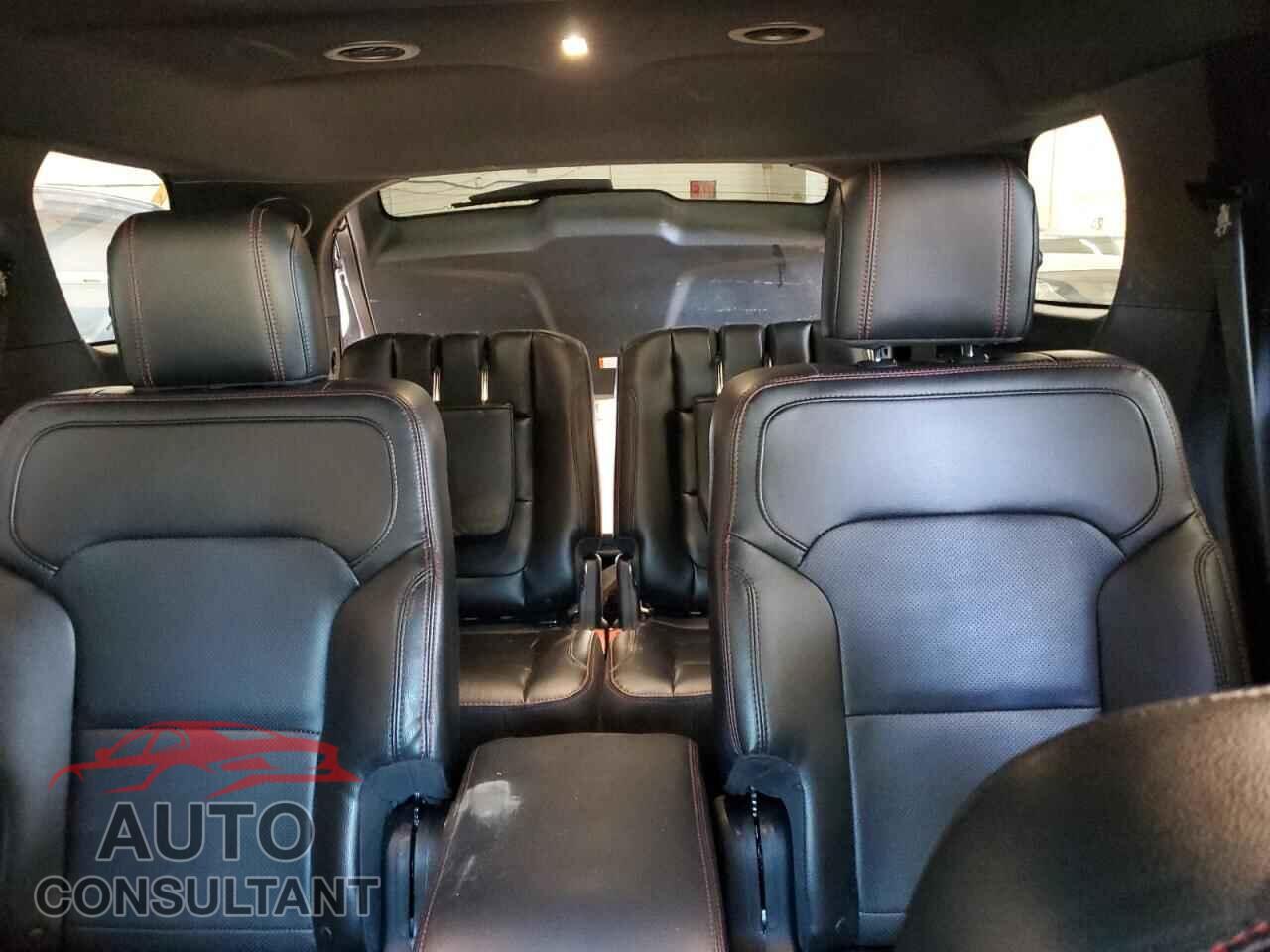 FORD EXPLORER 2018 - 1FM5K8GT4JGB35422
