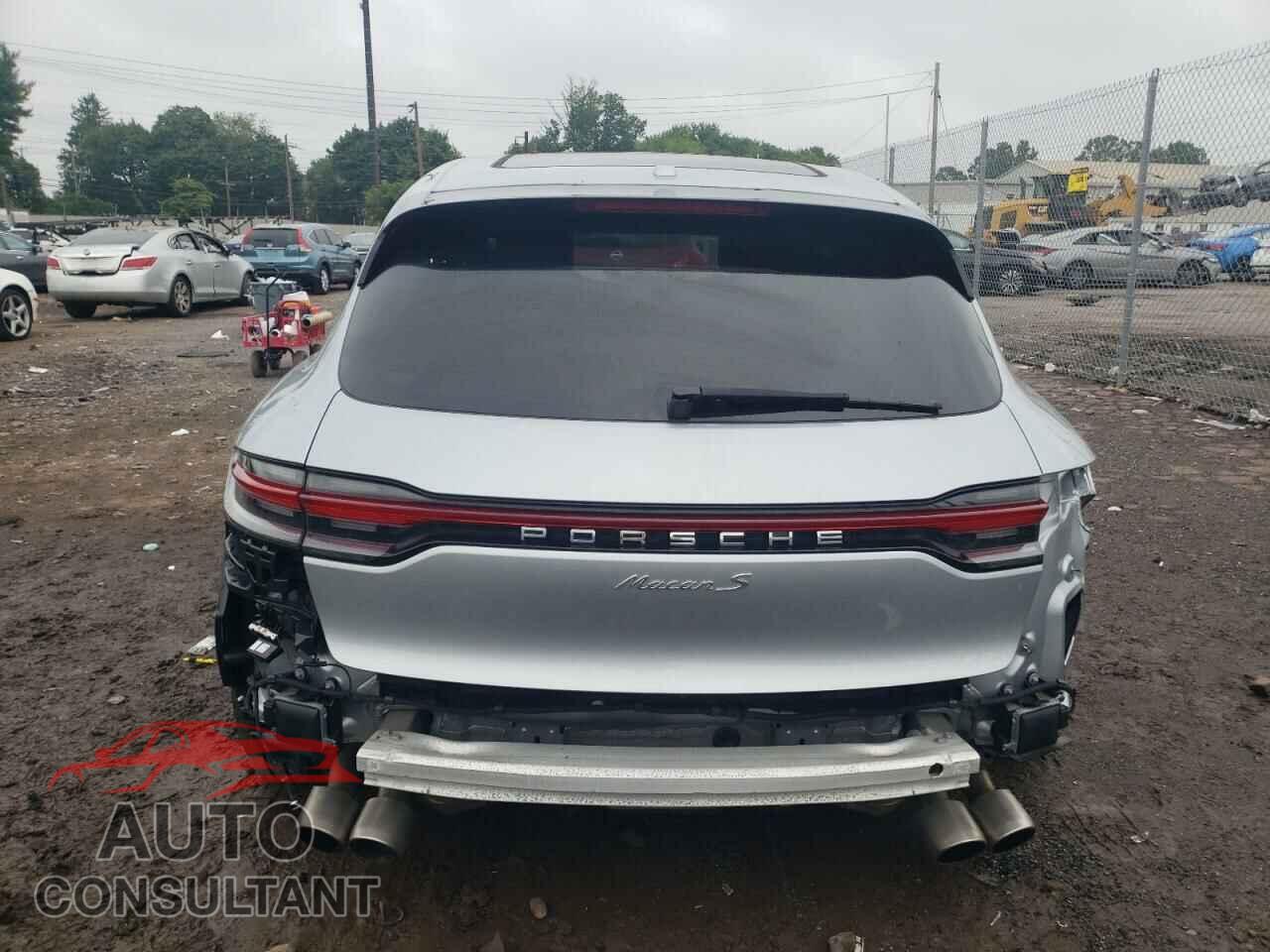 PORSCHE MACAN 2021 - WP1AB2A54MLB30676