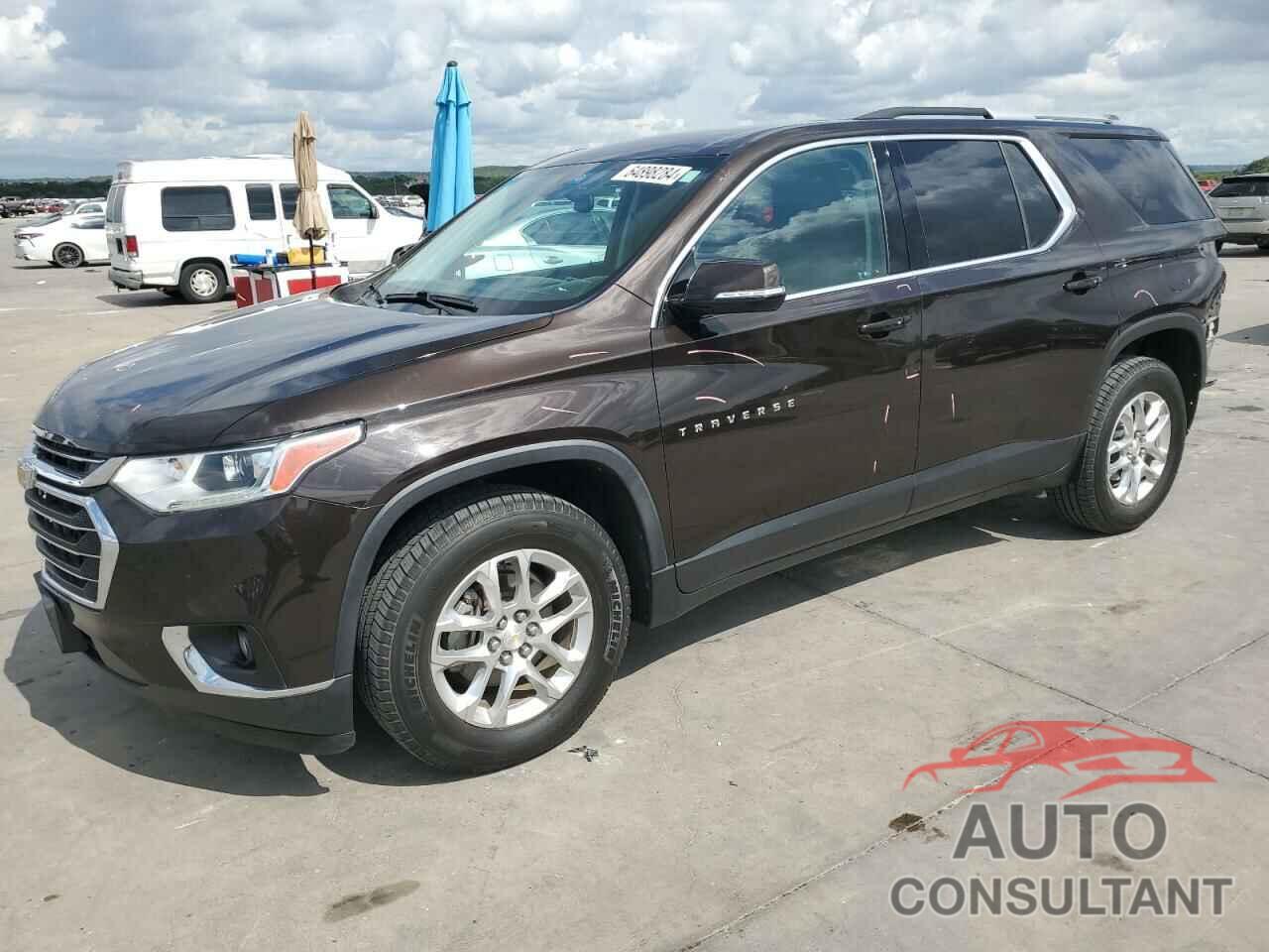 CHEVROLET TRAVERSE 2018 - 1GNERGKW5JJ131174