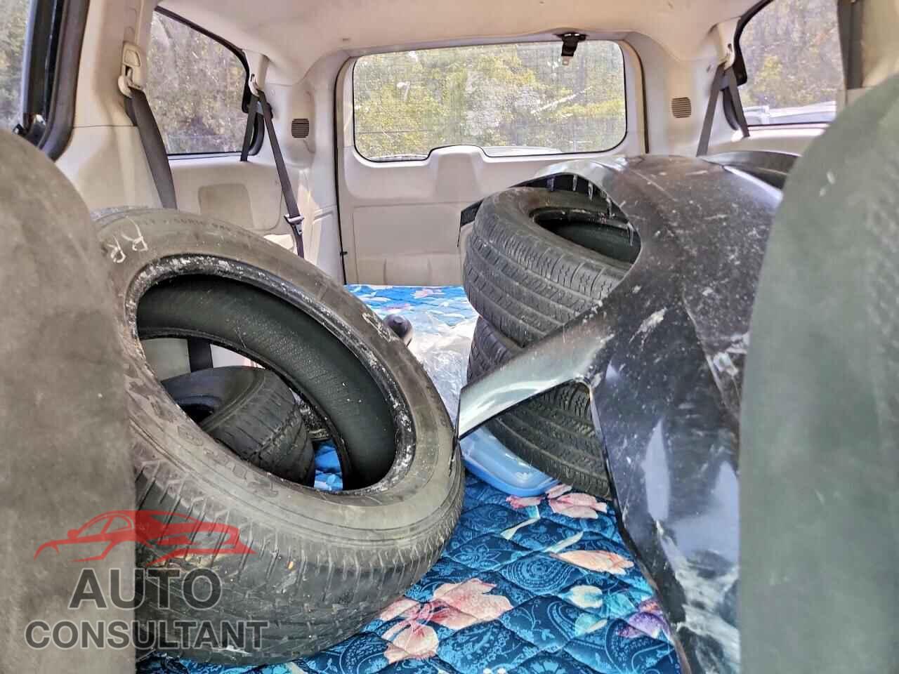 DODGE CARAVAN 2015 - 2C4RDGBG8FR593118