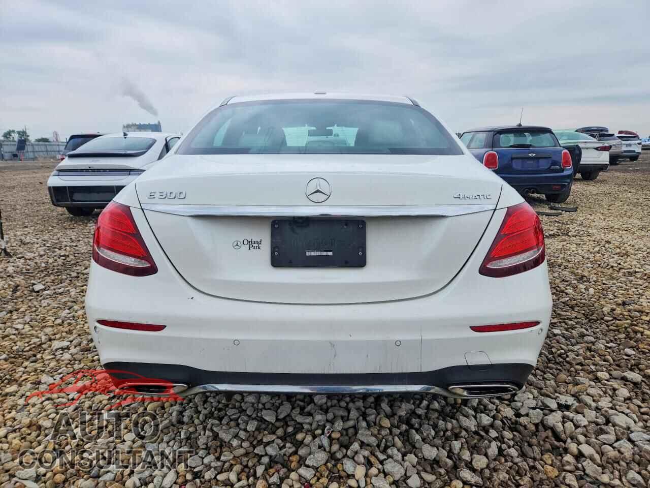 MERCEDES-BENZ E-CLASS 2017 - WDDZF4KB8HA084799