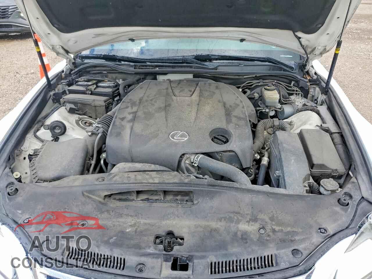 LEXUS IS 2015 - JTHBF1D26F5043664