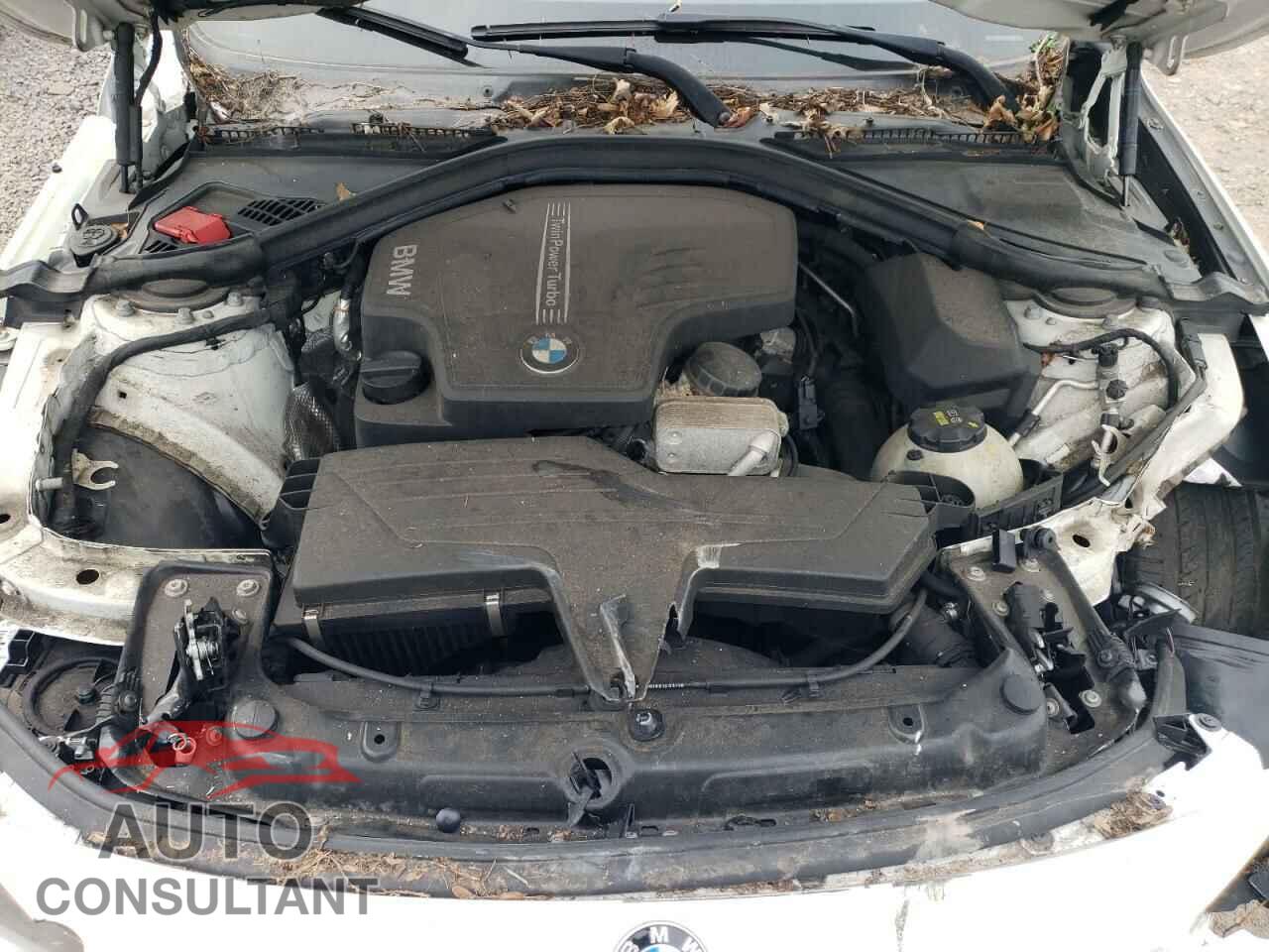 BMW 3 SERIES 2016 - WBA8E5G5XGNU19244