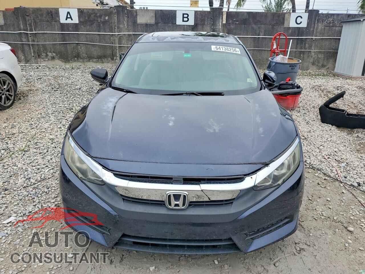 HONDA CIVIC 2018 - 2HGFC2F70JH584920