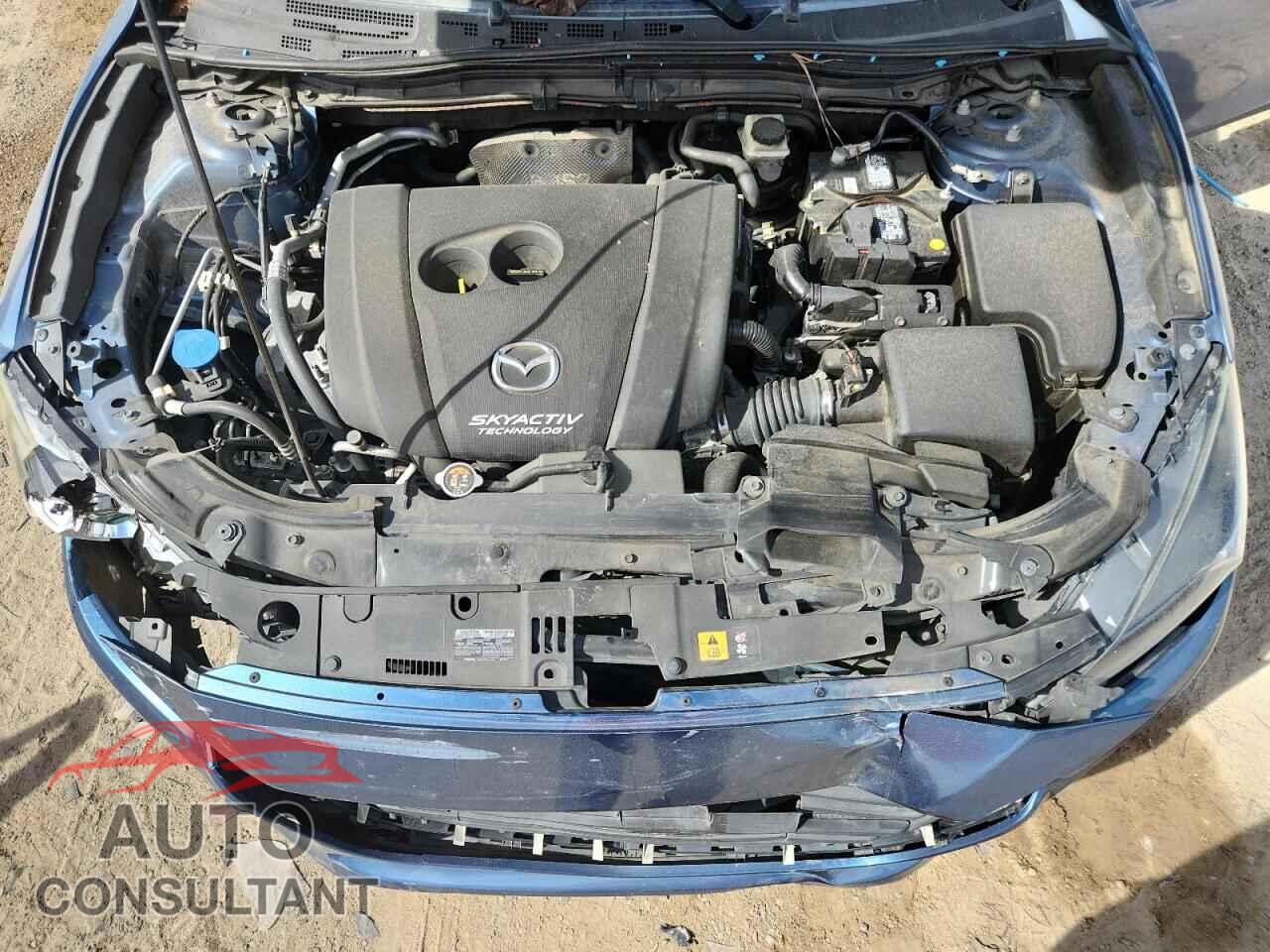 MAZDA 3 2017 - 3MZBN1K7XHM101045