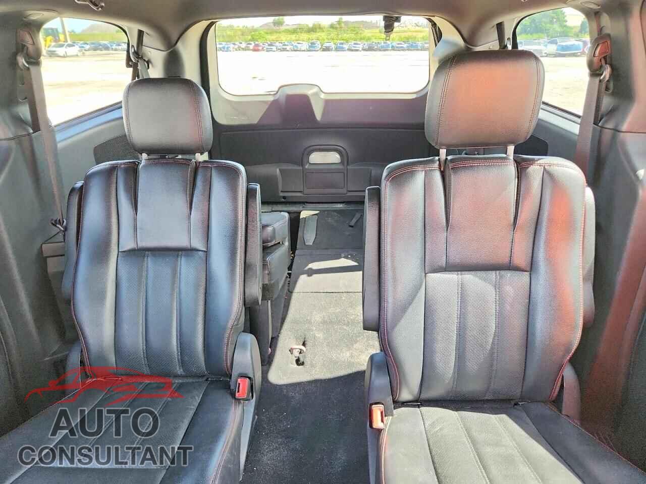 DODGE CARAVAN 2011 - 2D4RN7DG3BR696664