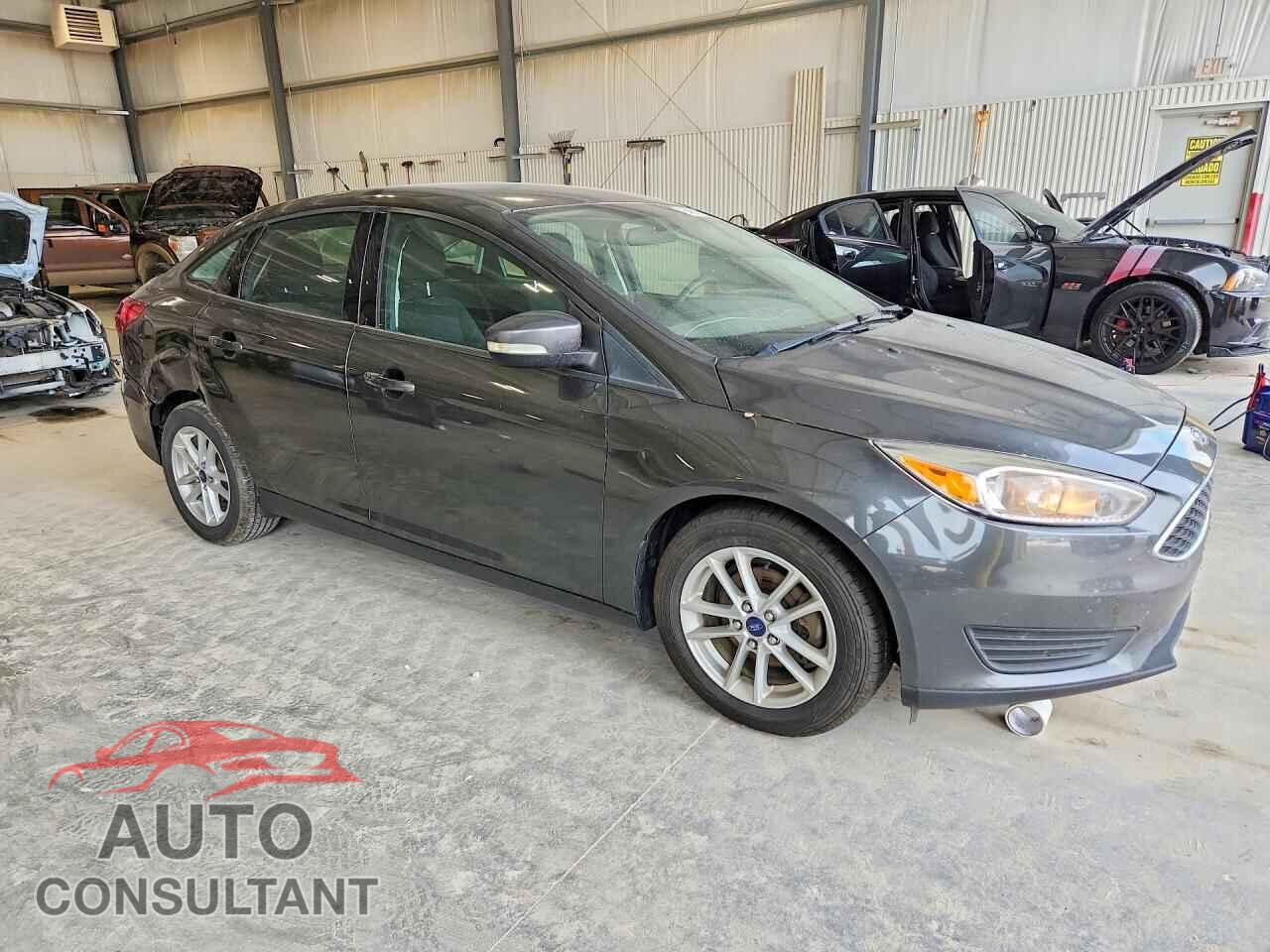 FORD FOCUS 2017 - 1FADP3F27HL314414