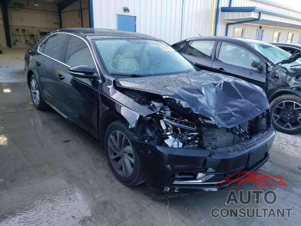 VOLKSWAGEN PASSAT 2018 - 1VWBA7A38JC004088