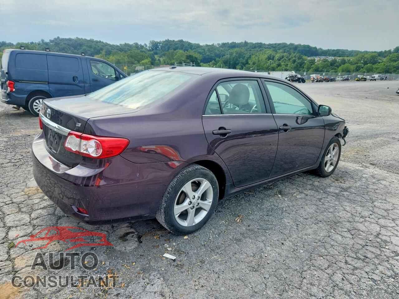 TOYOTA COROLLA 2013 - 2T1BU4EE0DC068156