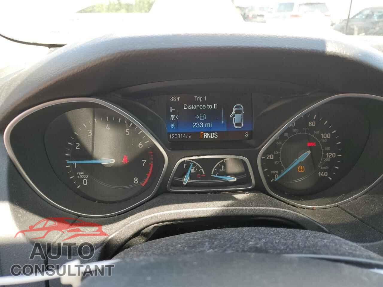 FORD FOCUS 2015 - 1FADP3F29FL222413