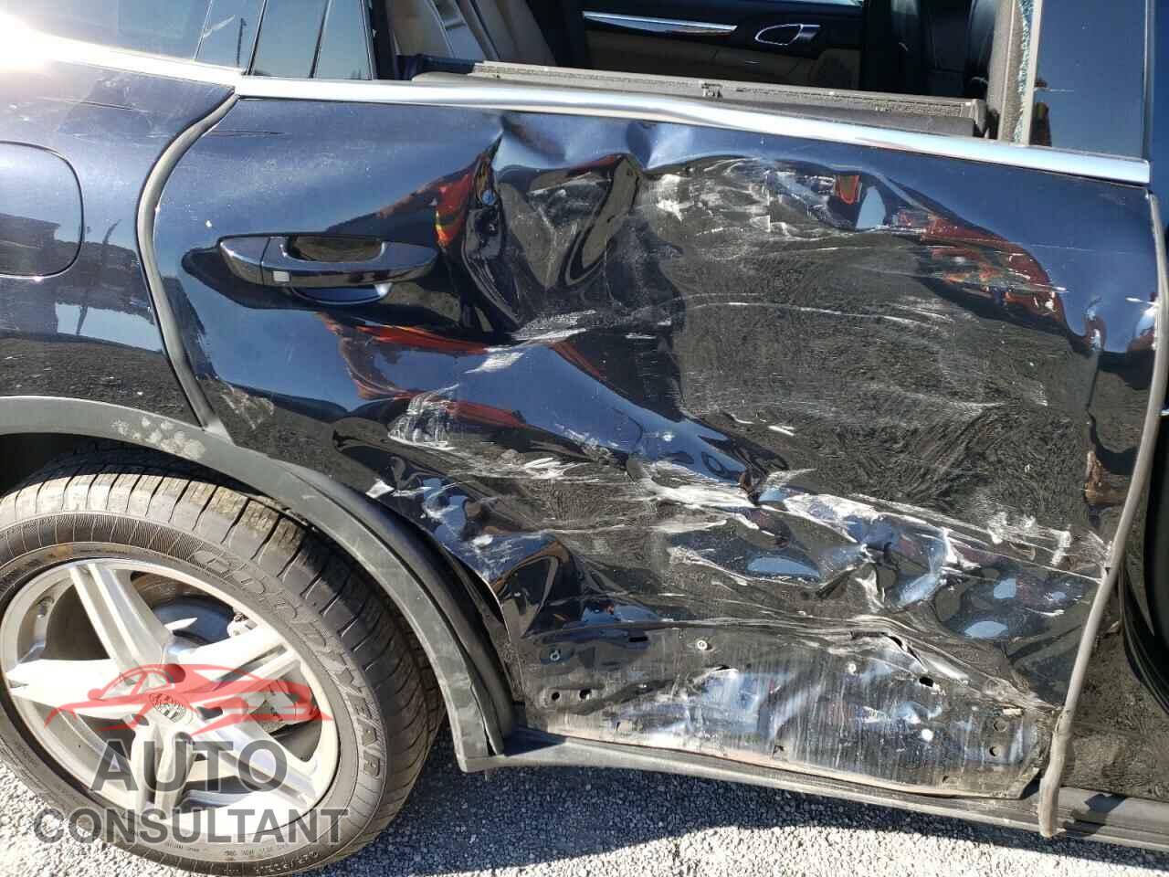 PORSCHE CAYENNE 2017 - WP1AB2A21HLA52532