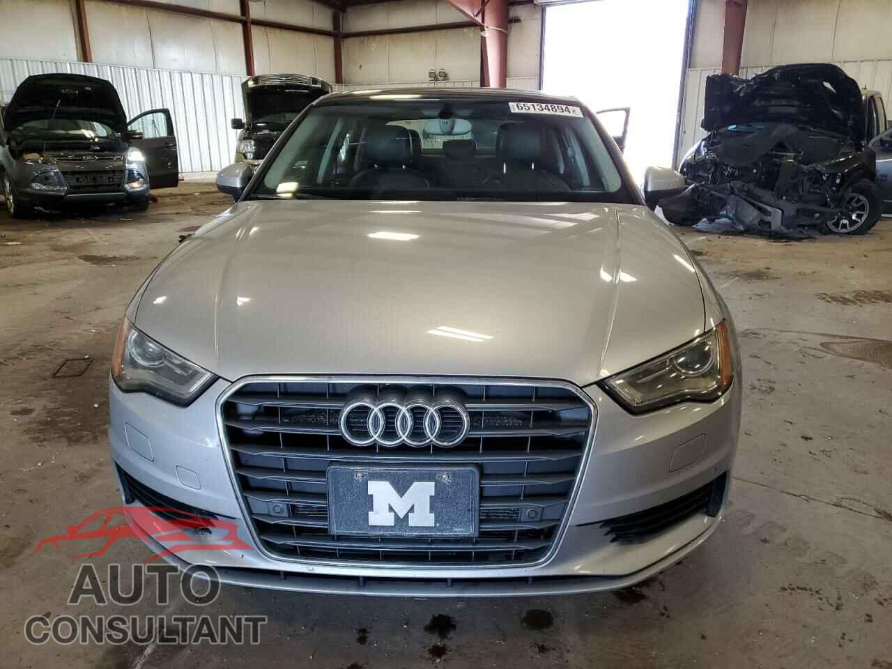 AUDI A3 2015 - WAUACGFF7F1134486