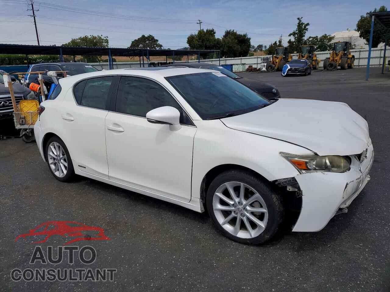 LEXUS CT 200 2013 - JTHKD5BH6D2138325