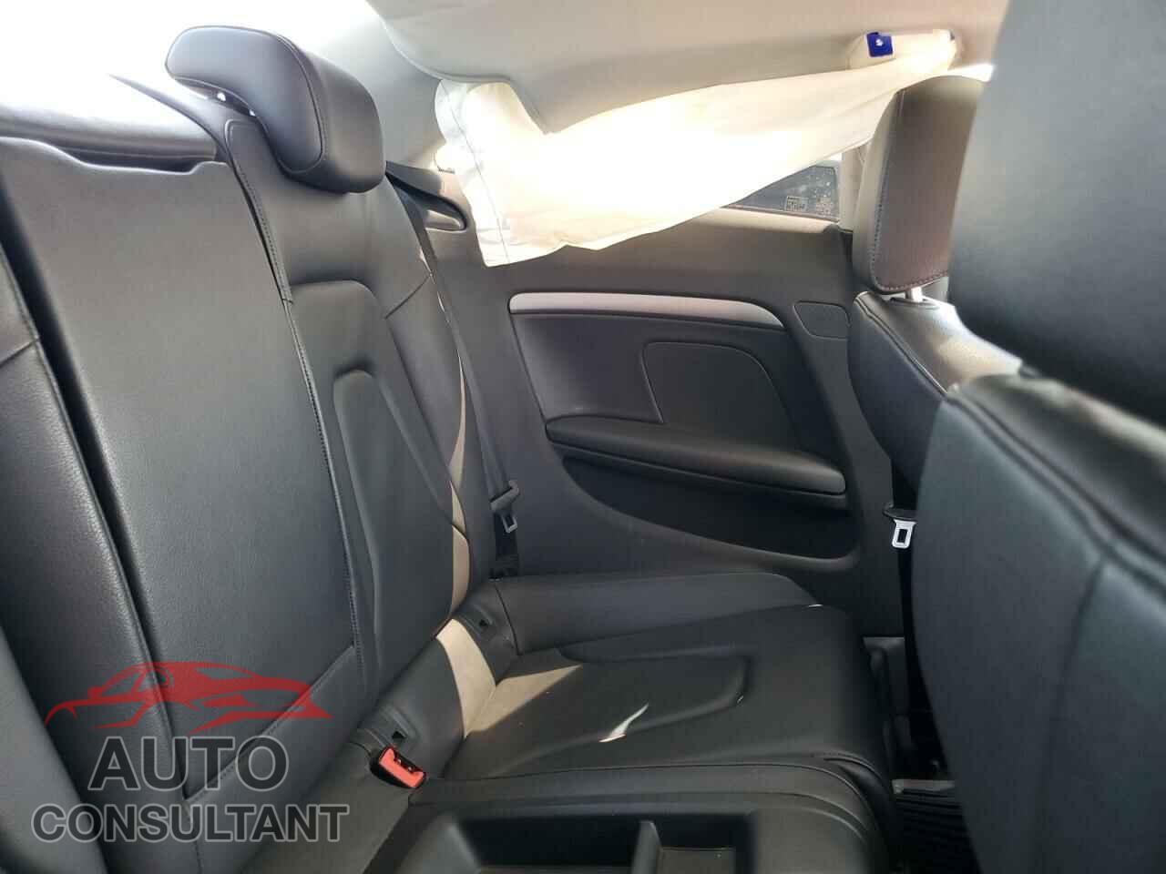 AUDI A5 2014 - WAUGFBFR4EA048775