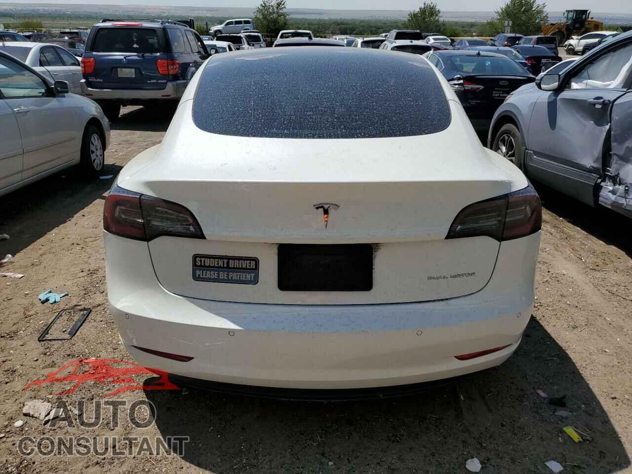 TESLA MODEL 3 2022 - 5YJ3E1EB4NF270839