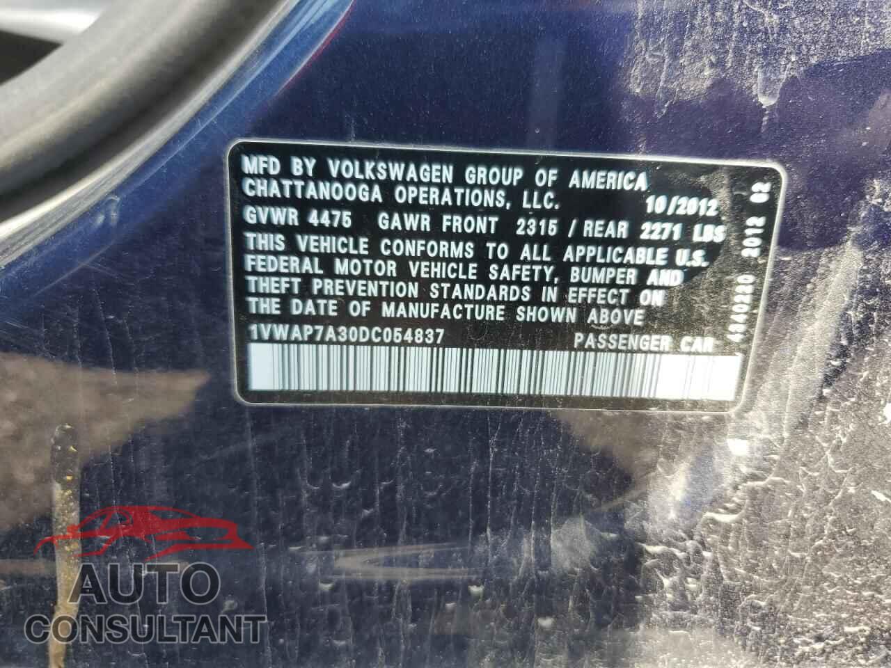 VOLKSWAGEN PASSAT 2013 - 1VWAP7A30DC054837