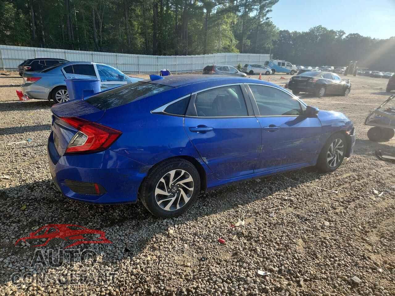 HONDA CIVIC 2018 - 2HGFC2F73JH599086