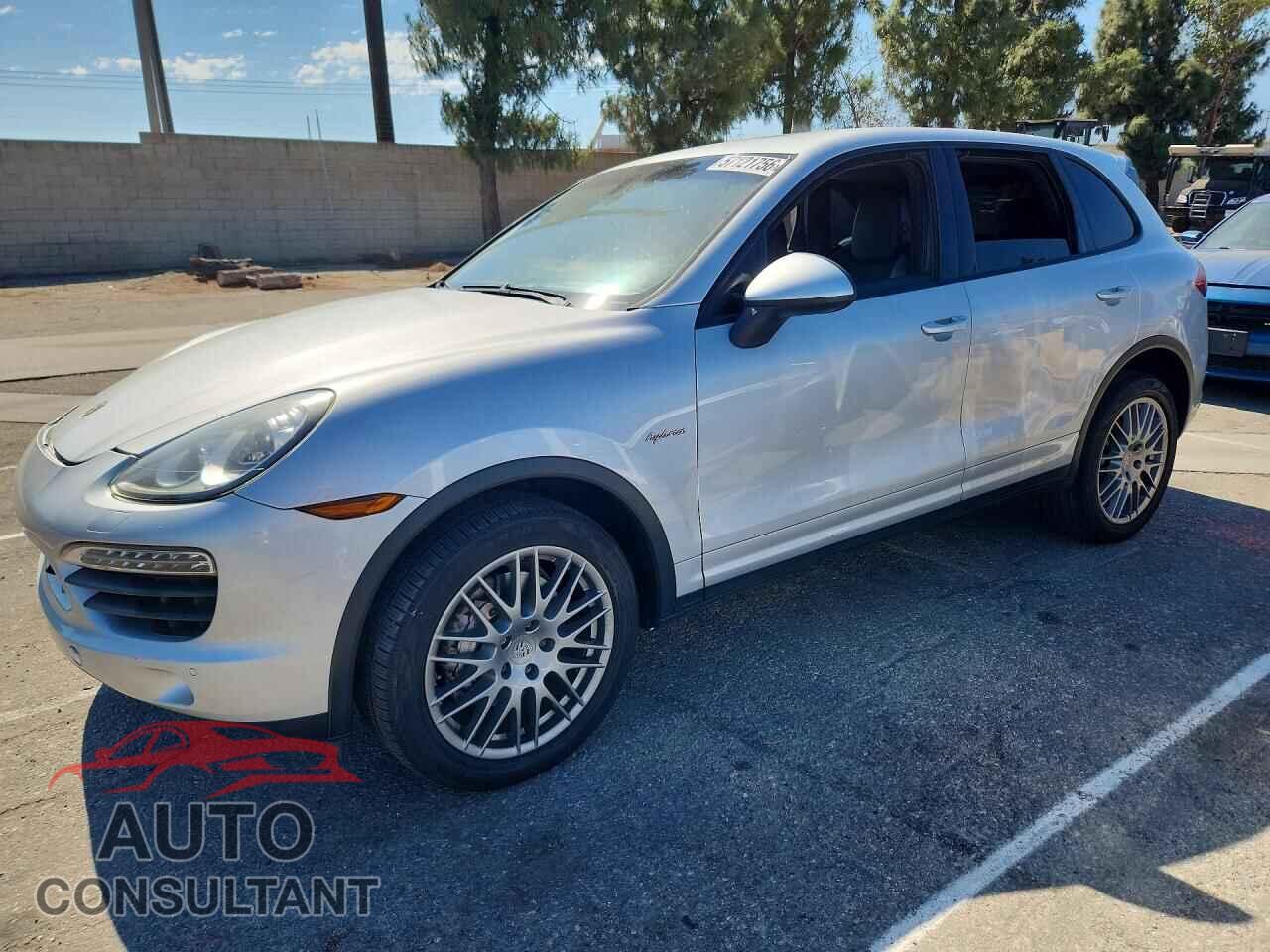 PORSCHE CAYENNE 2012 - WP1AE2A25CLA93083
