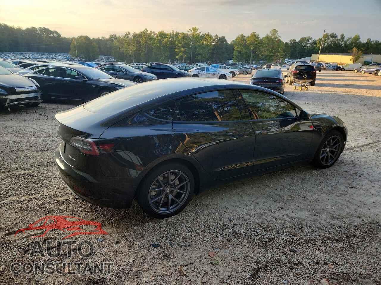 TESLA MODEL 3 2022 - 5YJ3E1EB7NF258815