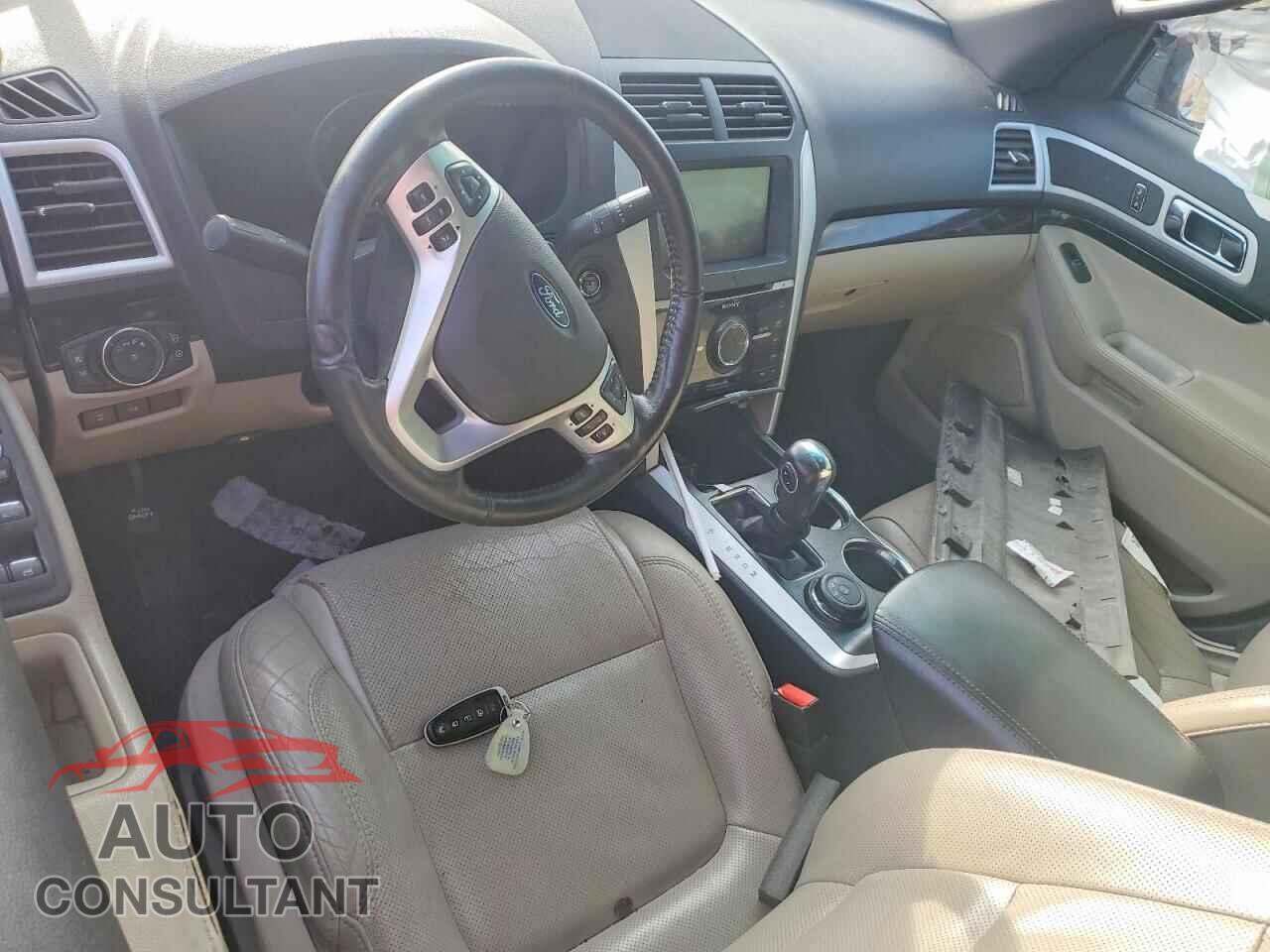 FORD EXPLORER 2011 - 1FMHK8F85BGA41755