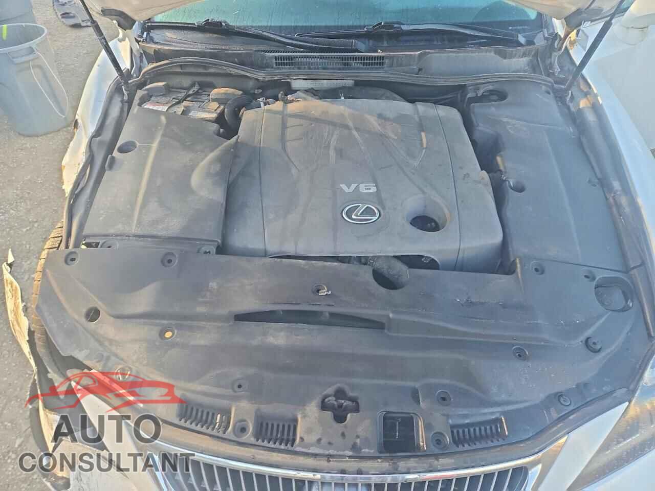 LEXUS IS 2012 - JTHCF5C26C5058836