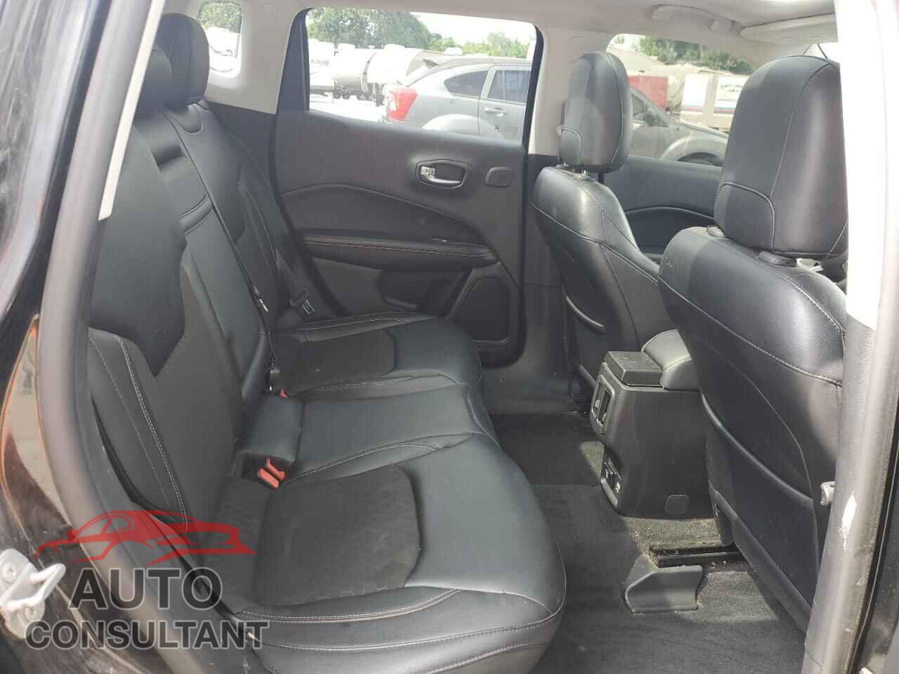 JEEP COMPASS 2017 - 3C4NJDBB6HT665606