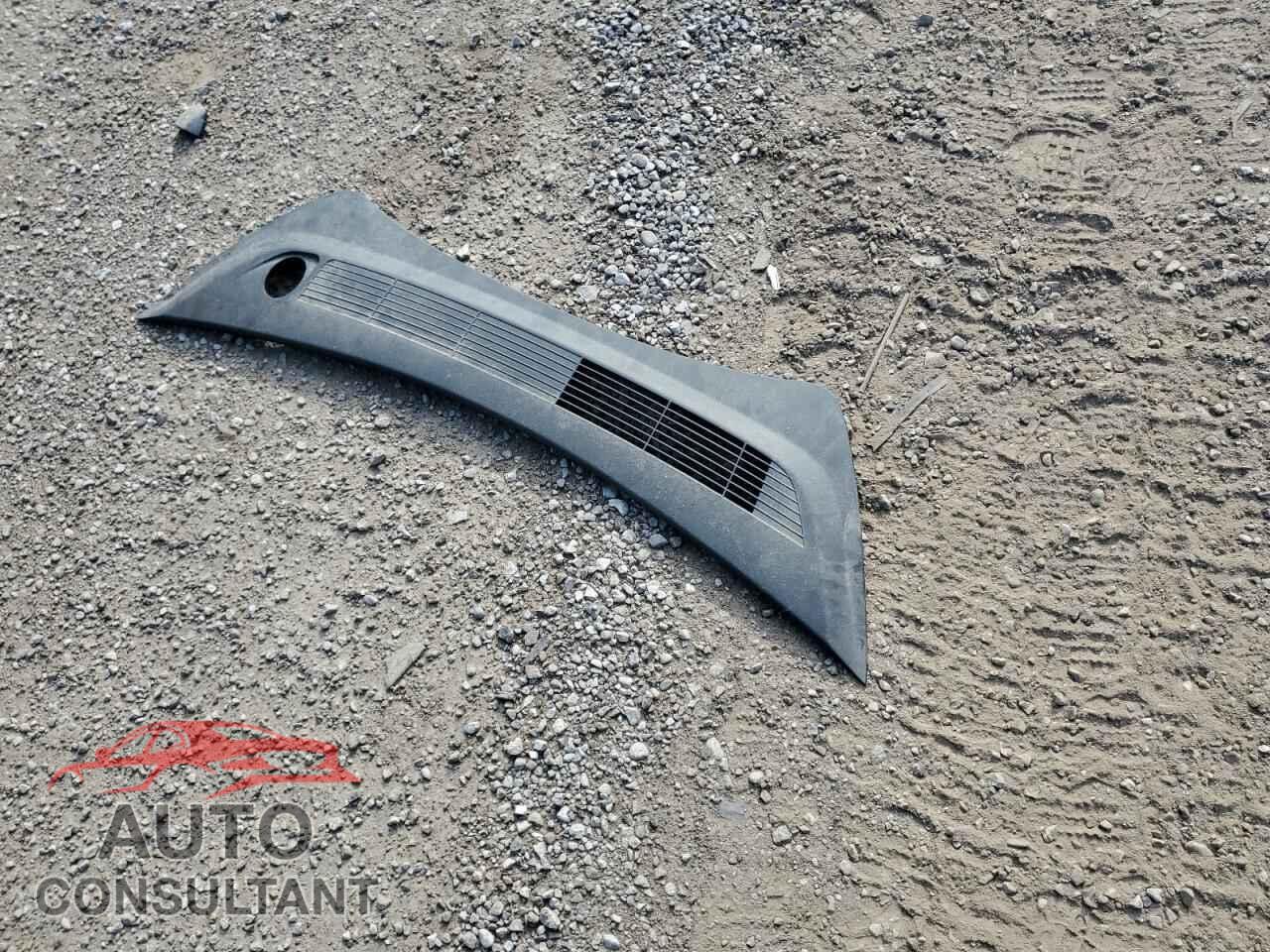 TESLA MODEL 3 2021 - 5YJ3E1EB0MF836672