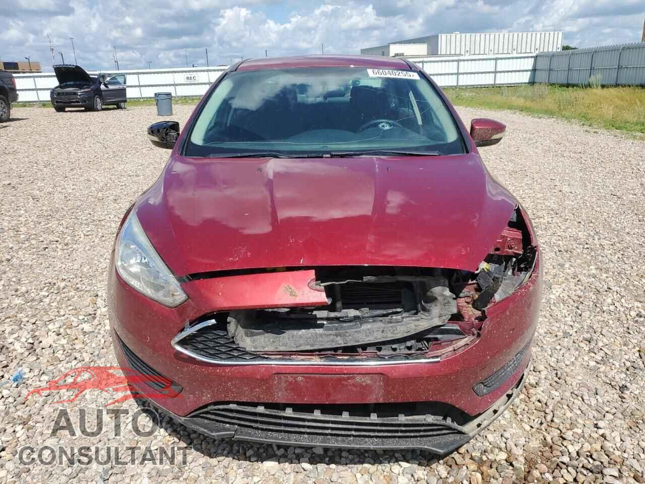 FORD FOCUS 2015 - 1FADP3F21FL357739
