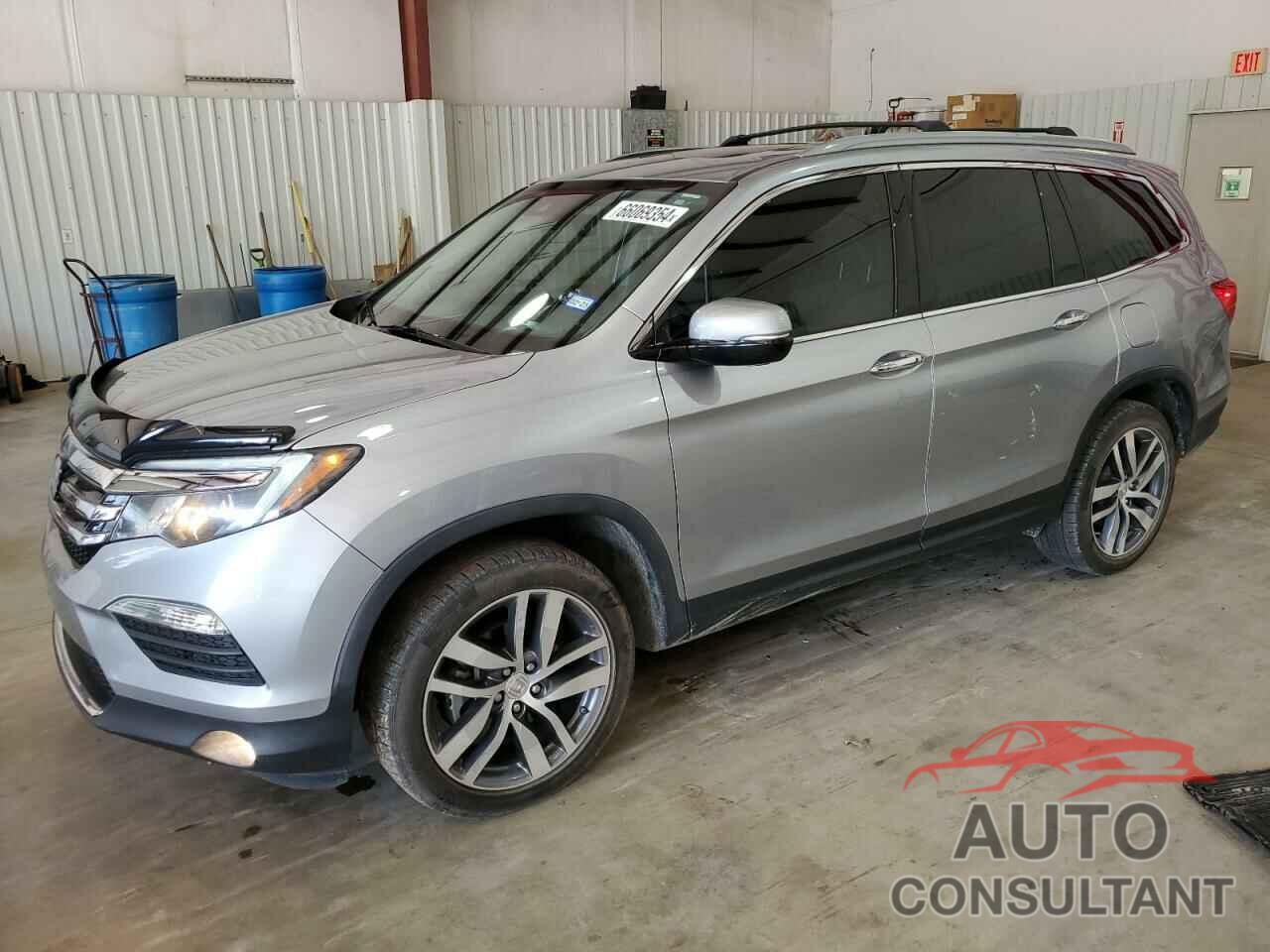 HONDA PILOT 2017 - 5FNYF6H97HB012893