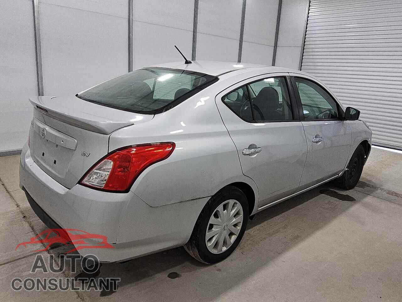 NISSAN VERSA 2019 - 3N1CN7AP3KL821654