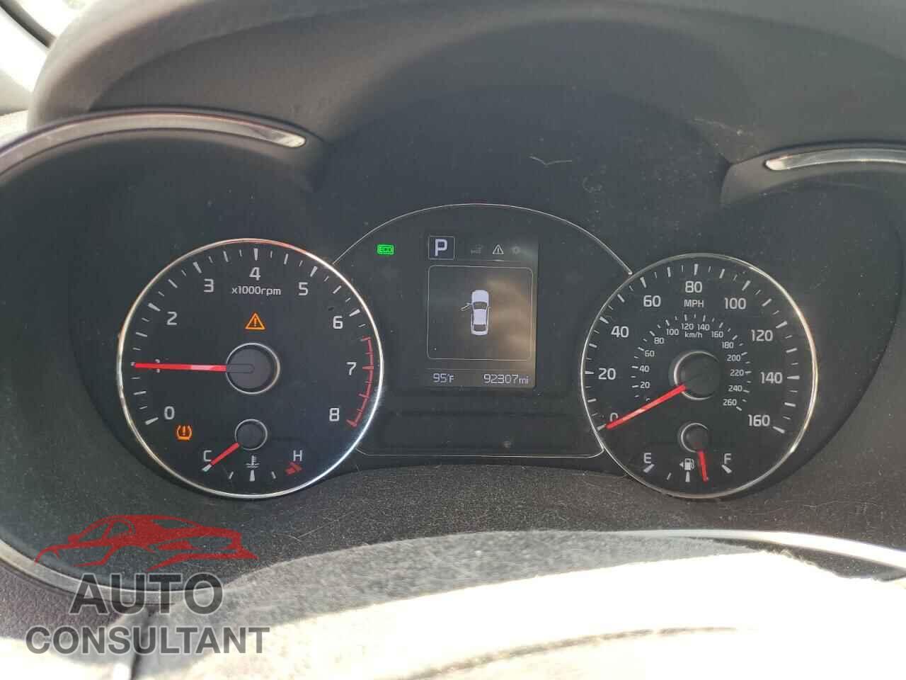 KIA FORTE 2017 - 3KPFL4A78HE132446