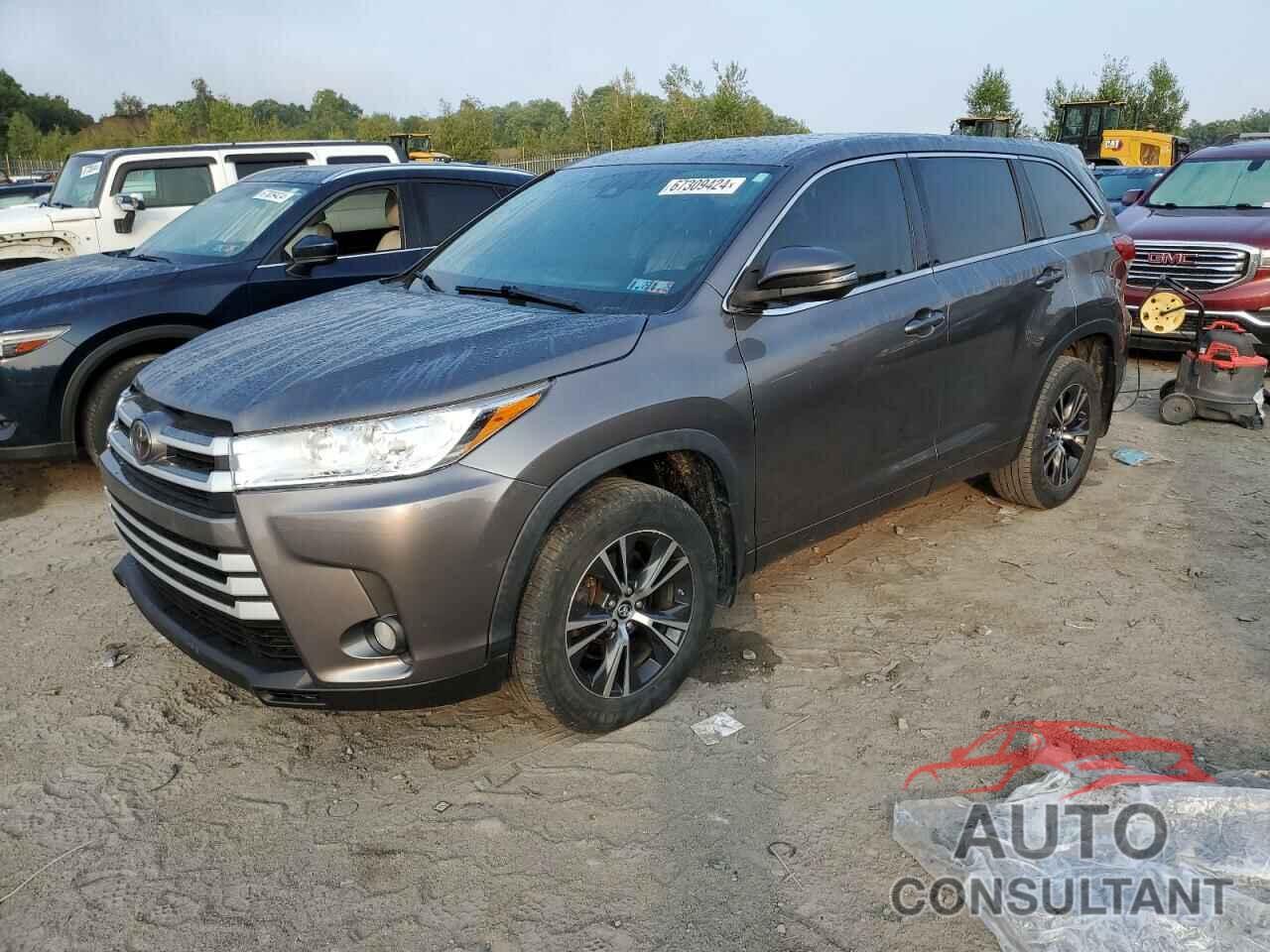 TOYOTA HIGHLANDER 2018 - 5TDBZRFH9JS881991