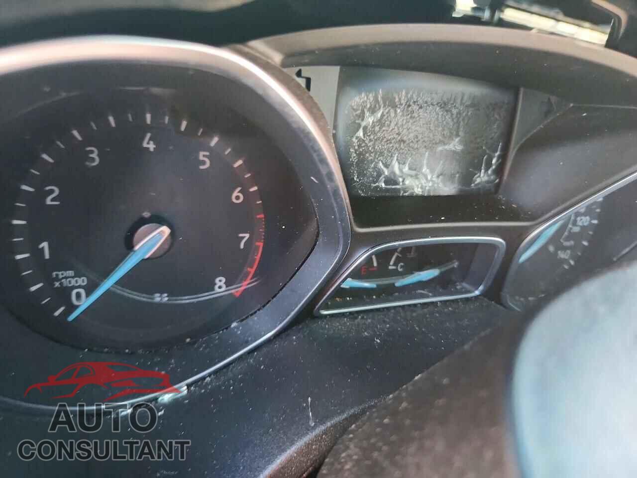 FORD FOCUS 2015 - 1FADP3E25FL354537