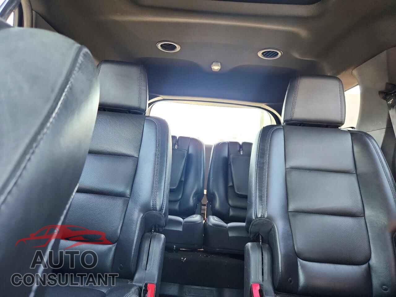 FORD EXPLORER 2012 - 1FMHK8F82CGA80157