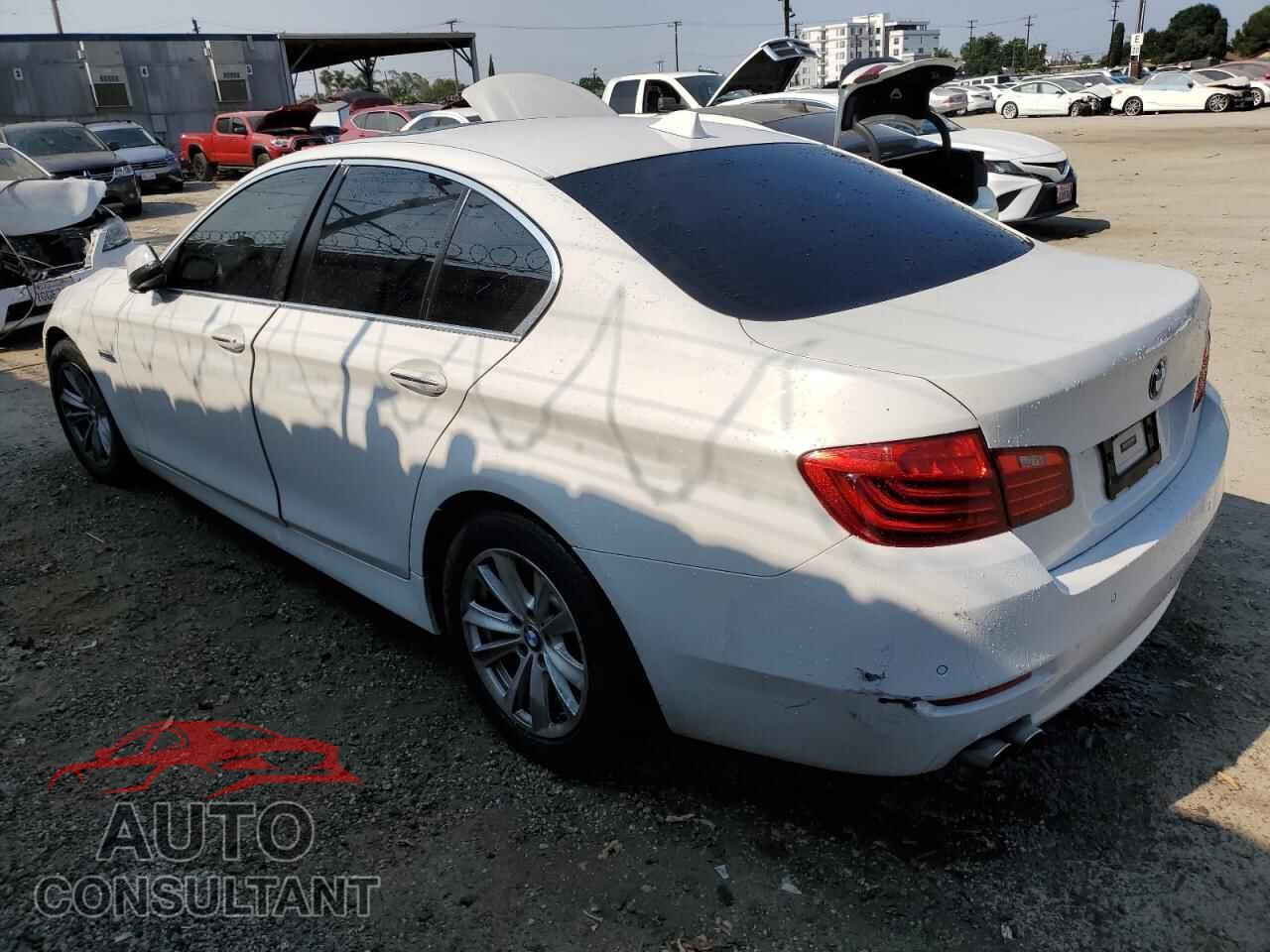 BMW 5 SERIES 2015 - WBA5A5C54FD515900
