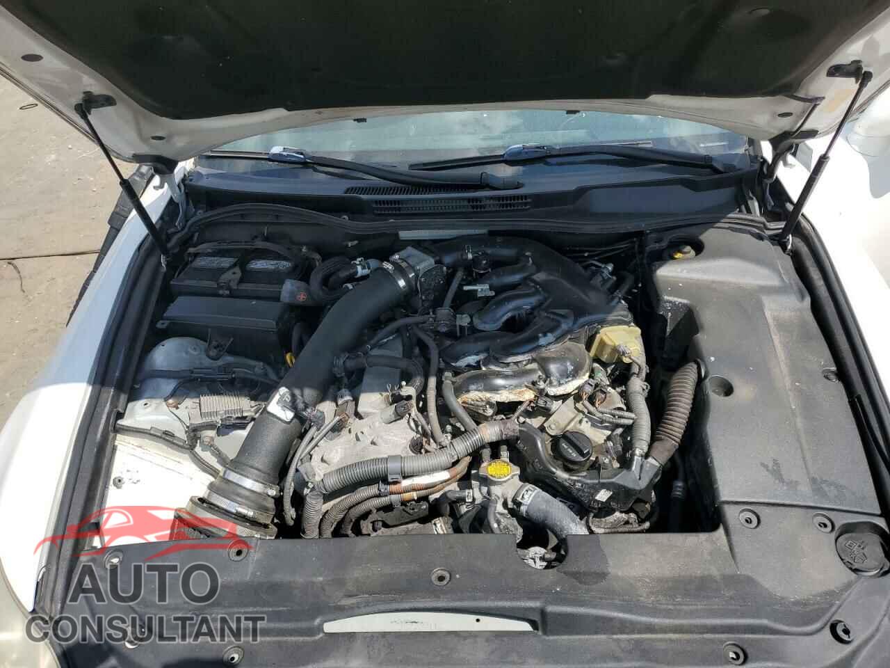 LEXUS IS 2012 - JTHCF5C27C5054827