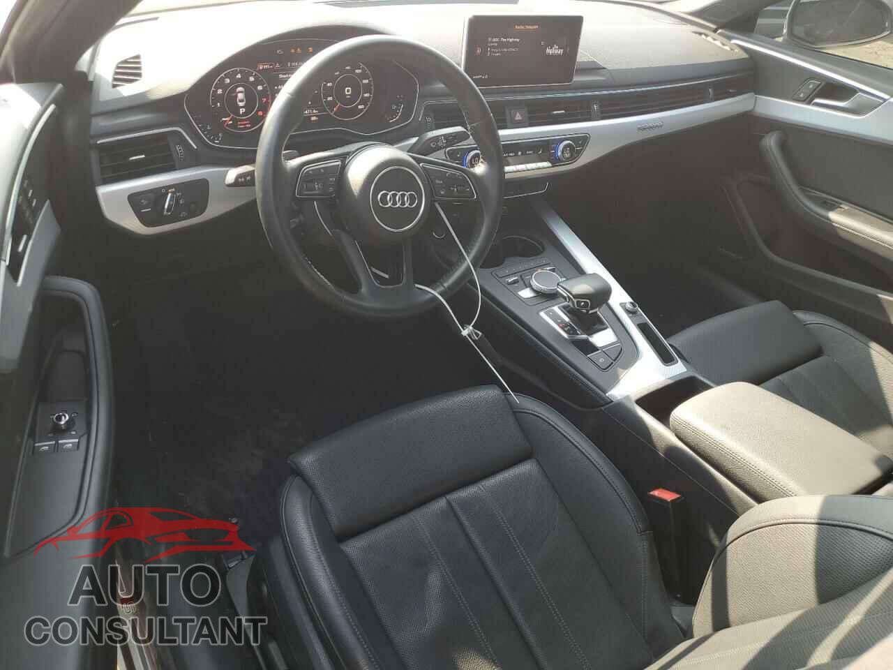 AUDI A5 2019 - WAUTNAF50KA036997