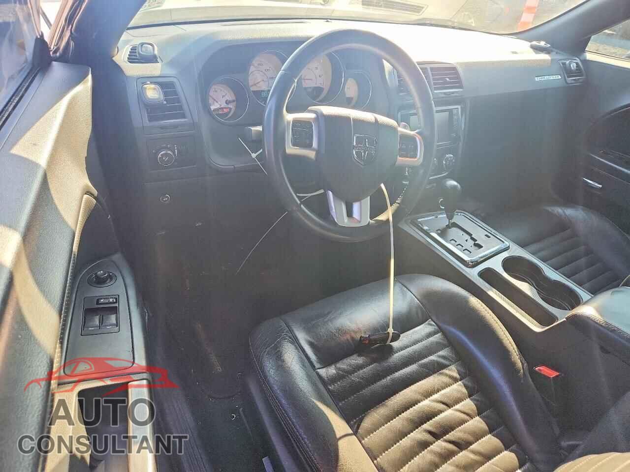 DODGE CHALLENGER 2014 - 2C3CDYAGXEH142584