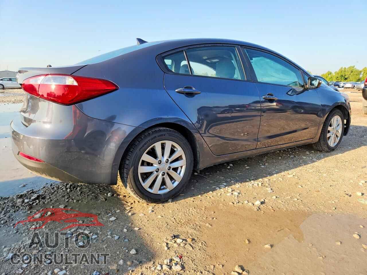 KIA FORTE 2016 - KNAFX4A64G5608128