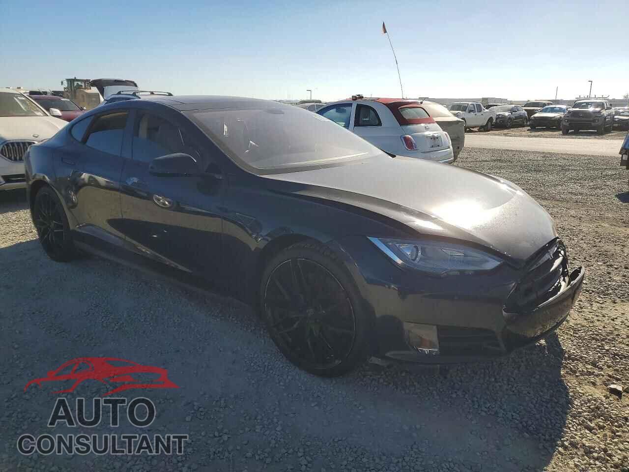 TESLA MODEL S 2014 - 5YJSA1H1XEFP29396