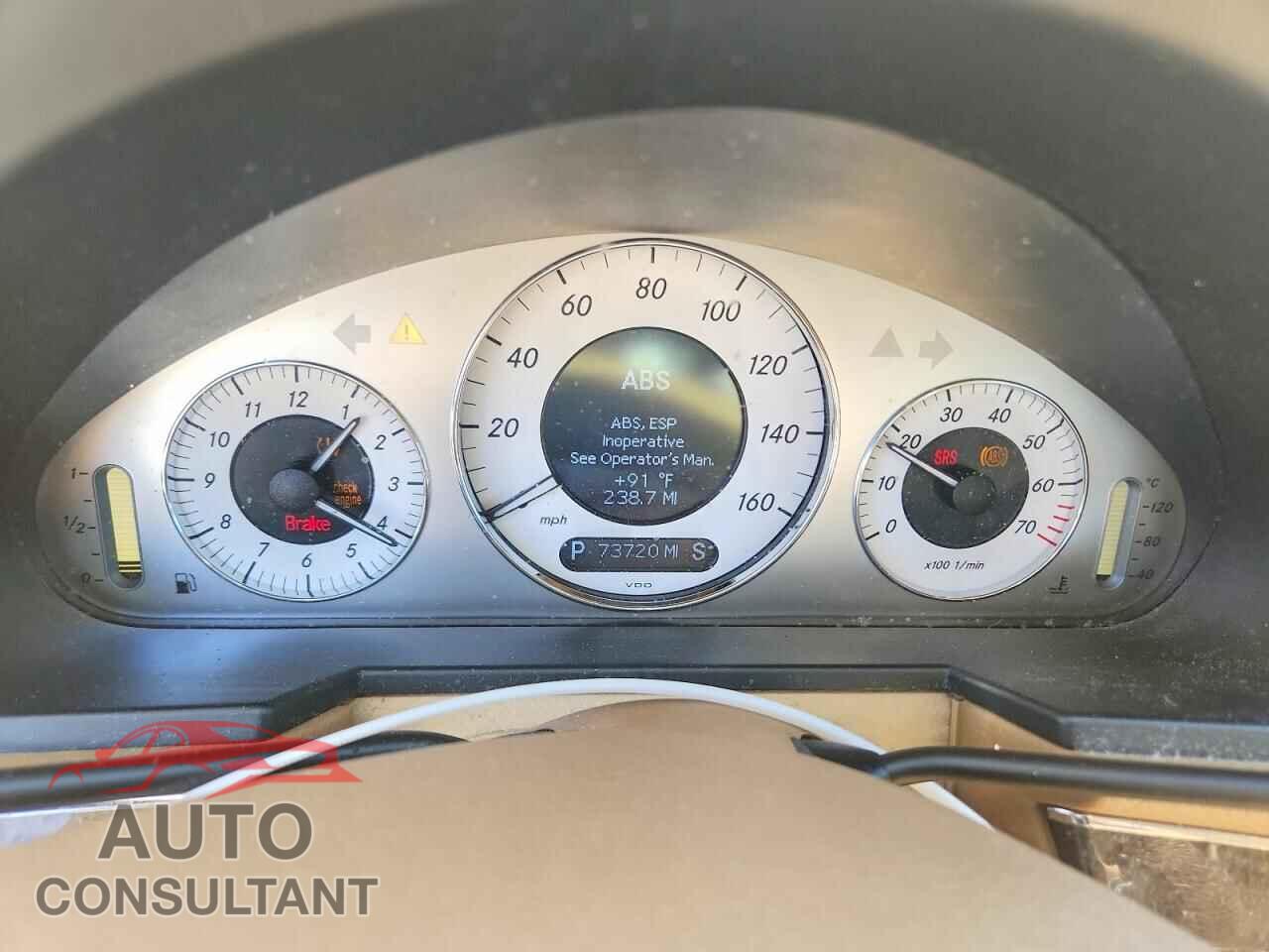 MERCEDES-BENZ E-CLASS 2009 - WDBUF56X29B418934