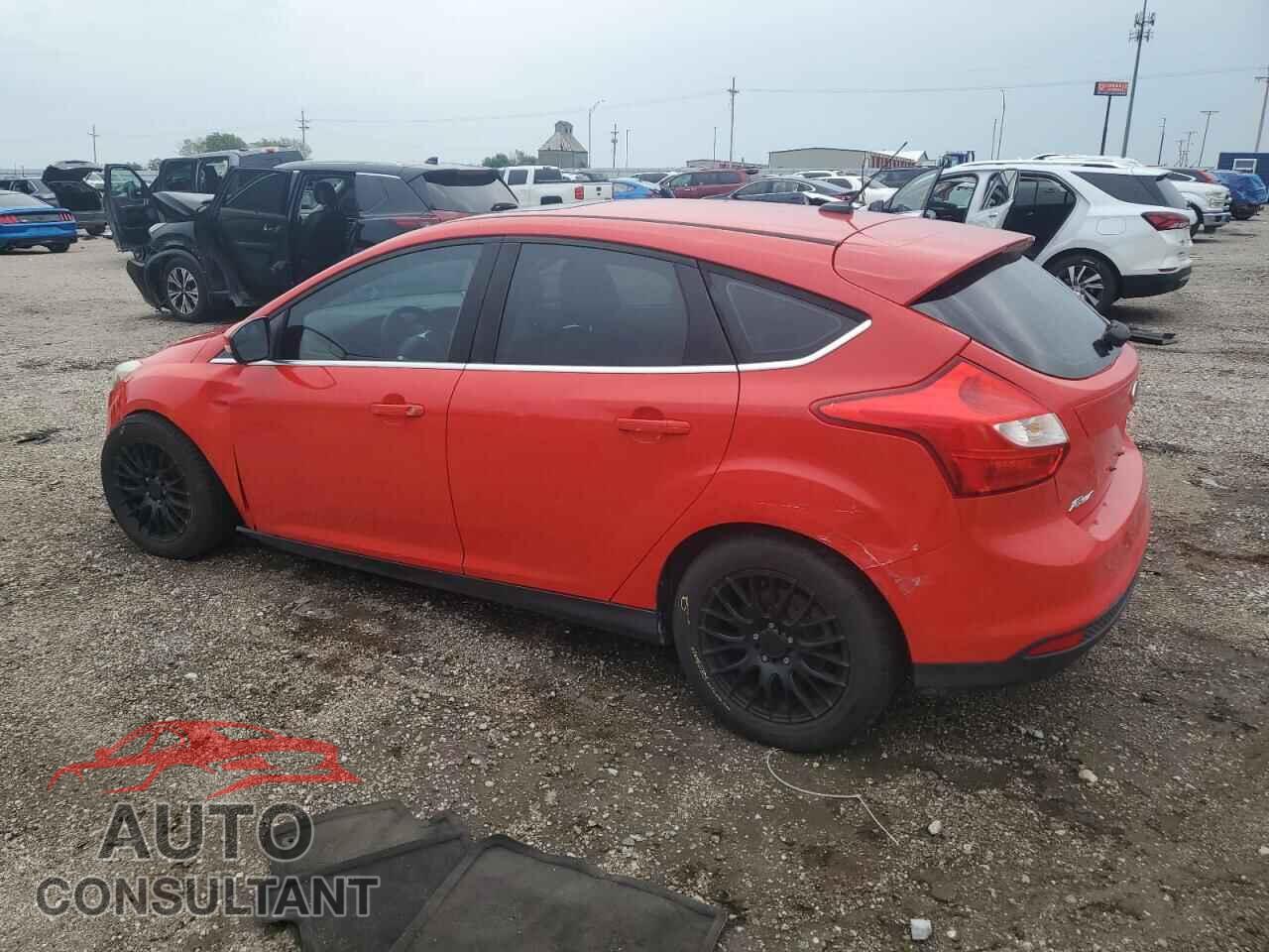 FORD FOCUS 2012 - 1FAHP3M2XCL162190