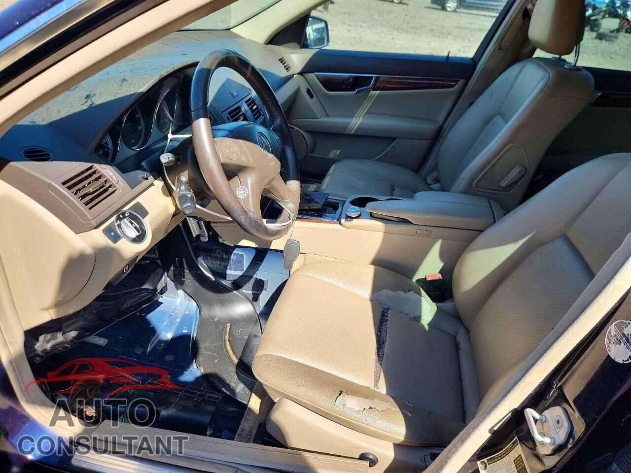 MERCEDES-BENZ C-CLASS 2011 - WDDGF8BB1BF645532