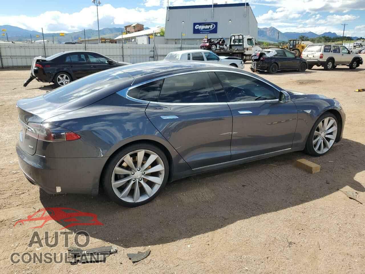 TESLA MODEL S 2015 - 5YJSA1H24FF094413