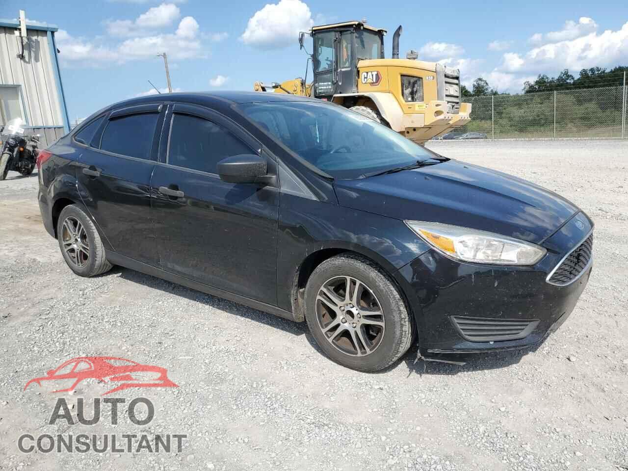 FORD FOCUS 2017 - 1FADP3E22HL327640