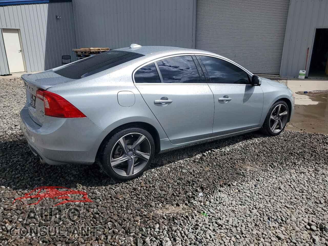VOLVO S60 2013 - YV1902FH2D1231248