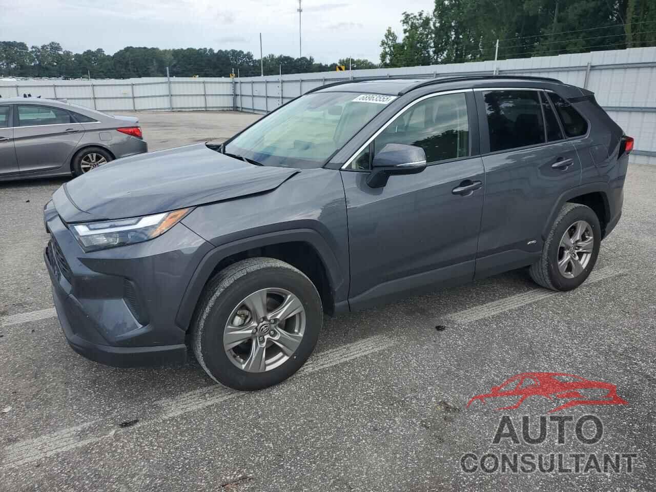 TOYOTA RAV4 2024 - JTMRWRFV6RD269171