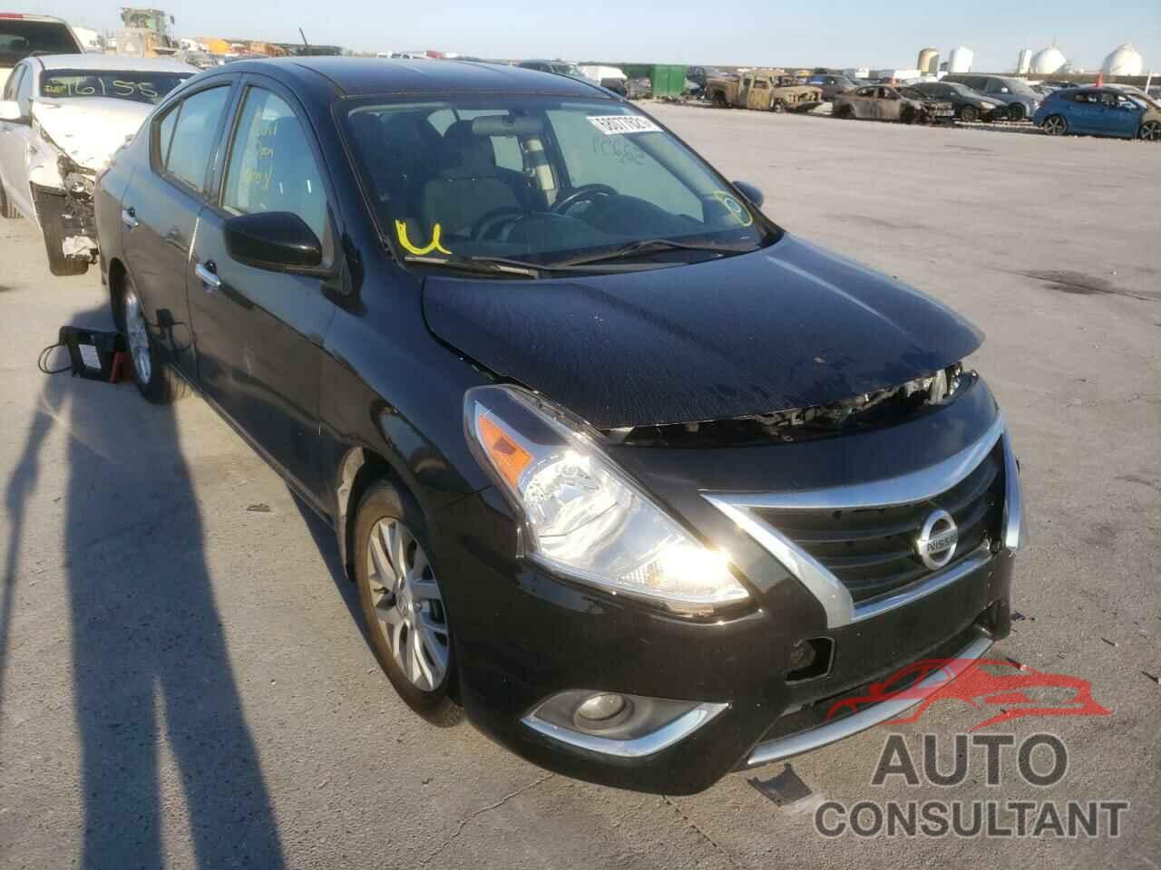 NISSAN VERSA 2017 - 3N1CN7AP4HL901635