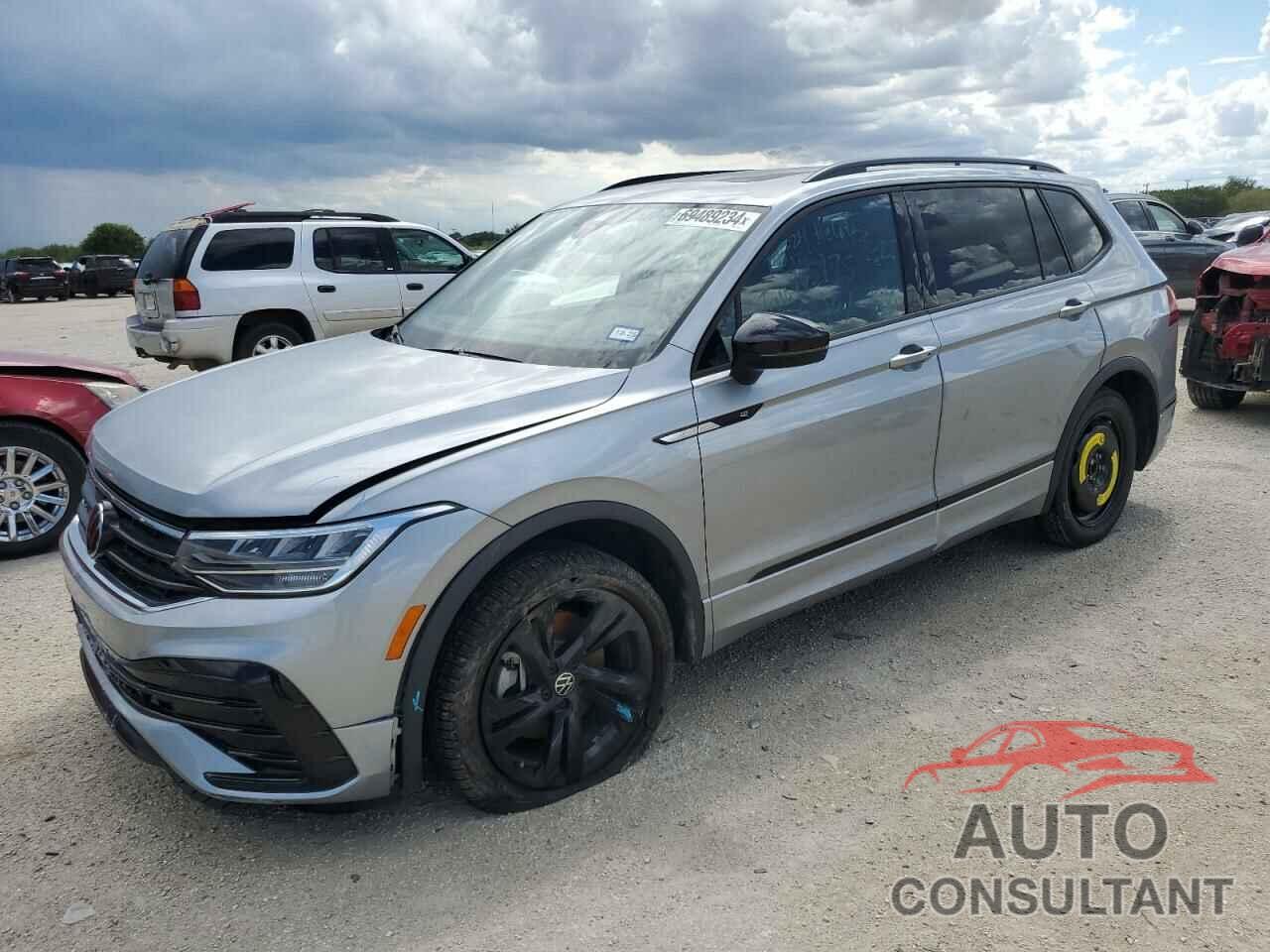 VOLKSWAGEN TIGUAN 2023 - 3VVCB7AX7PM137179